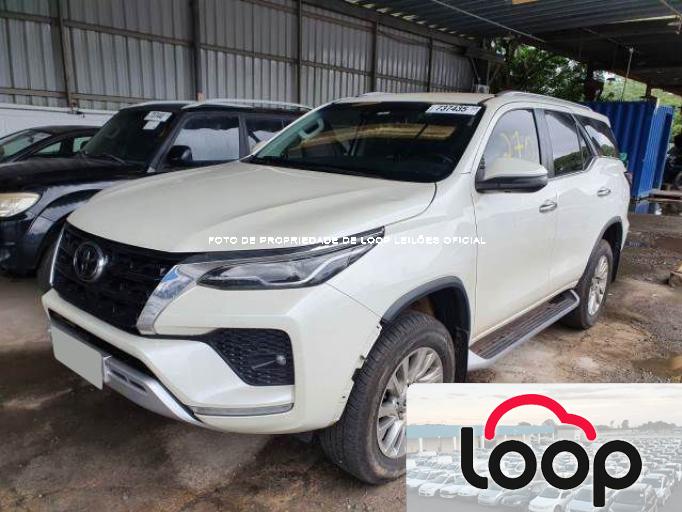 TOYOTA HILUX SW4 21/21