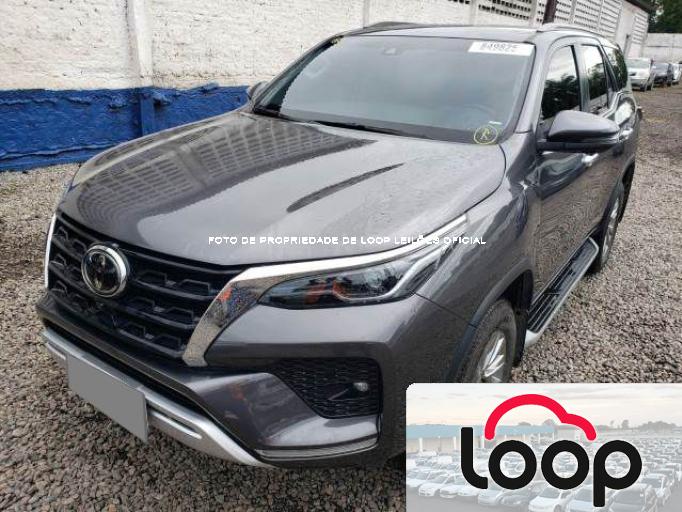 TOYOTA HILUX SW4 21/21
